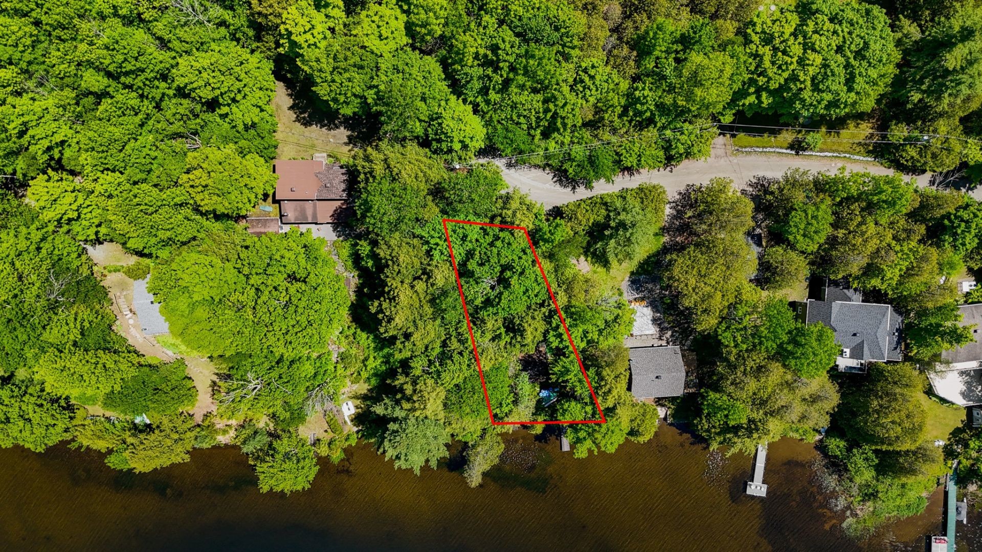 









69


Rue de l'Épervière

,
Orford,







QC
J1X6J7

