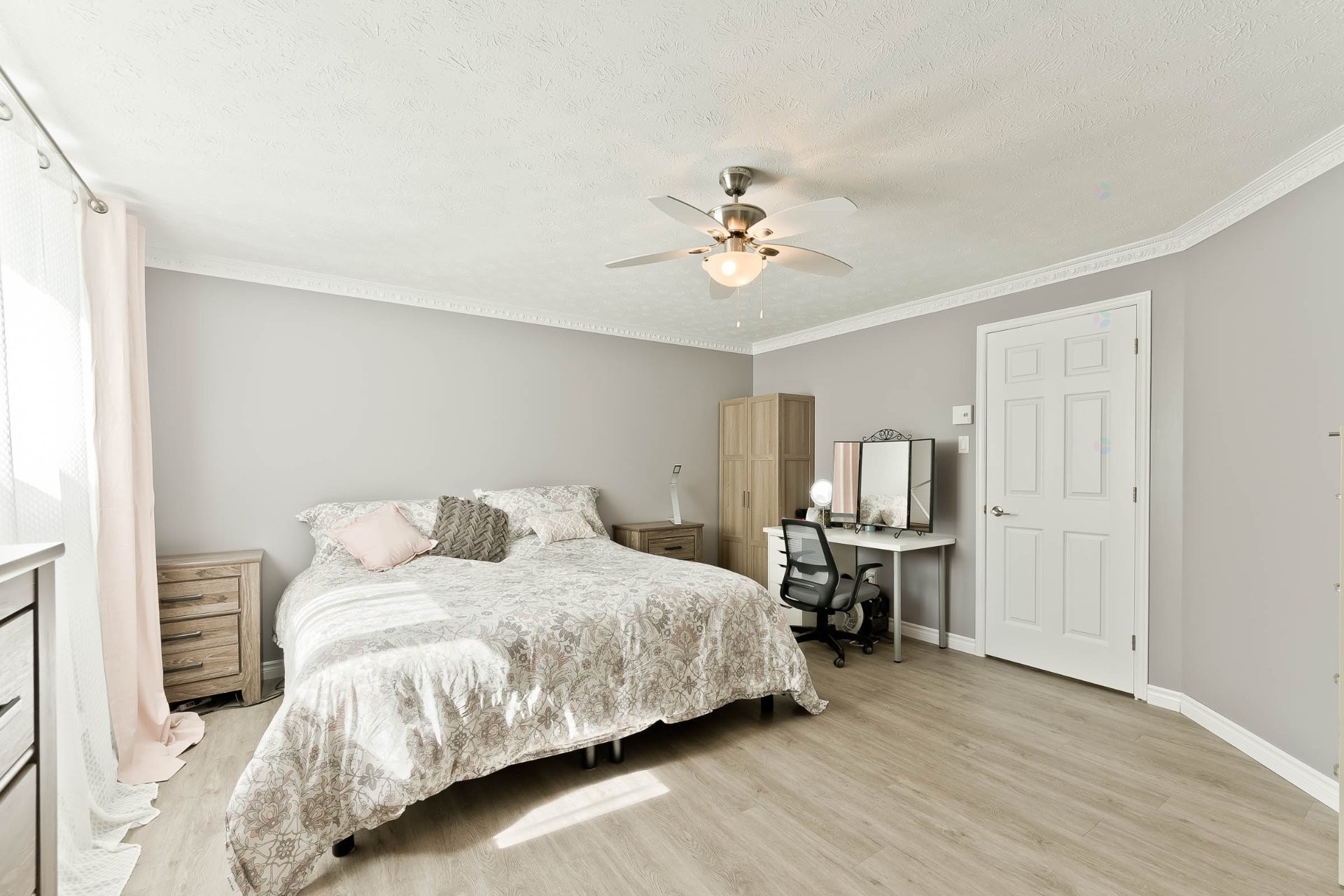 









3363


Rue Antoine-Samson

,
Sherbrooke (Les Nations),




QC
J1L2R3

