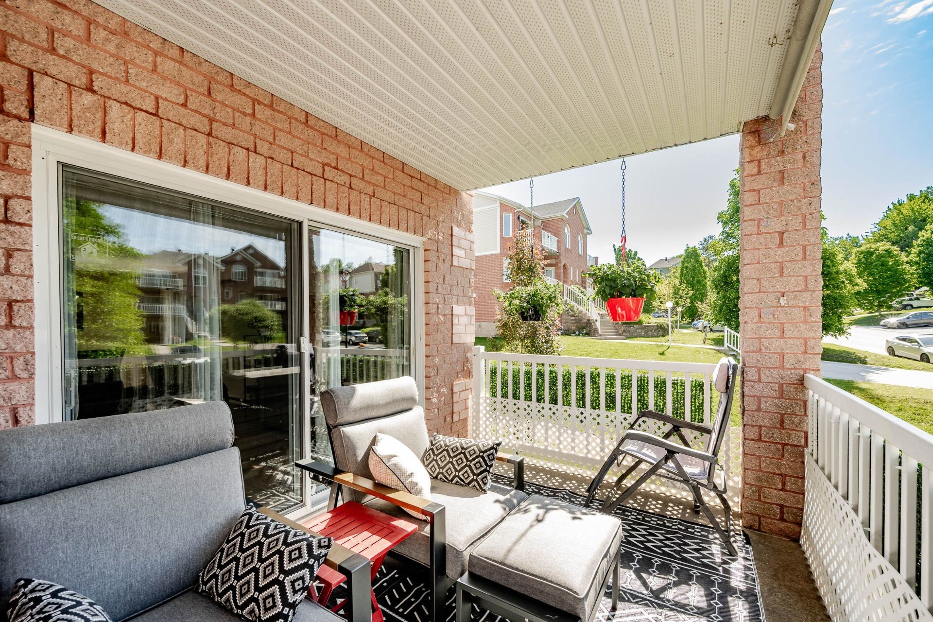 









3363


Rue Antoine-Samson

,
Sherbrooke (Les Nations),




QC
J1L2R3

