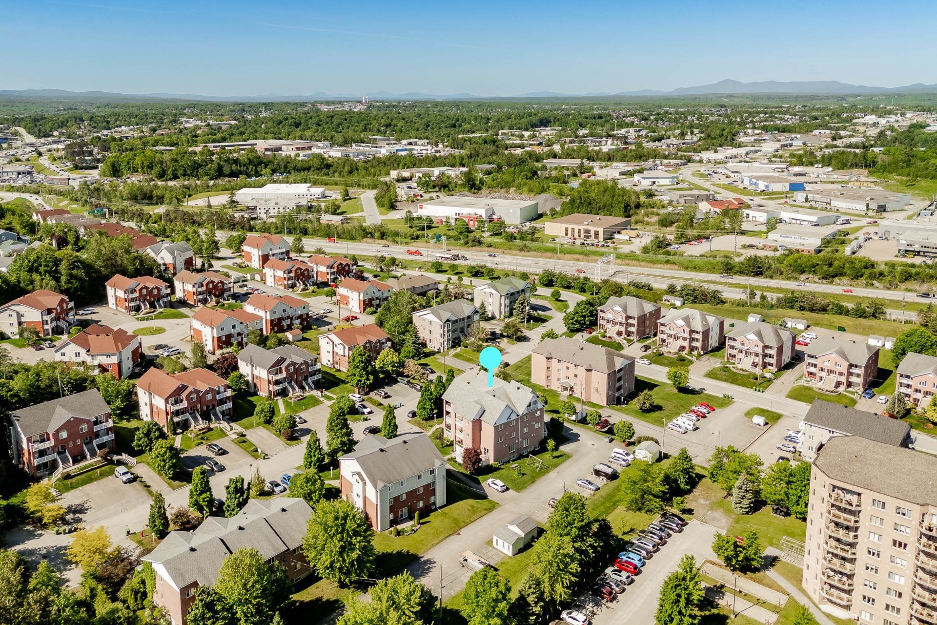 









3363


Rue Antoine-Samson

,
Sherbrooke (Les Nations),




QC
J1L2R3

