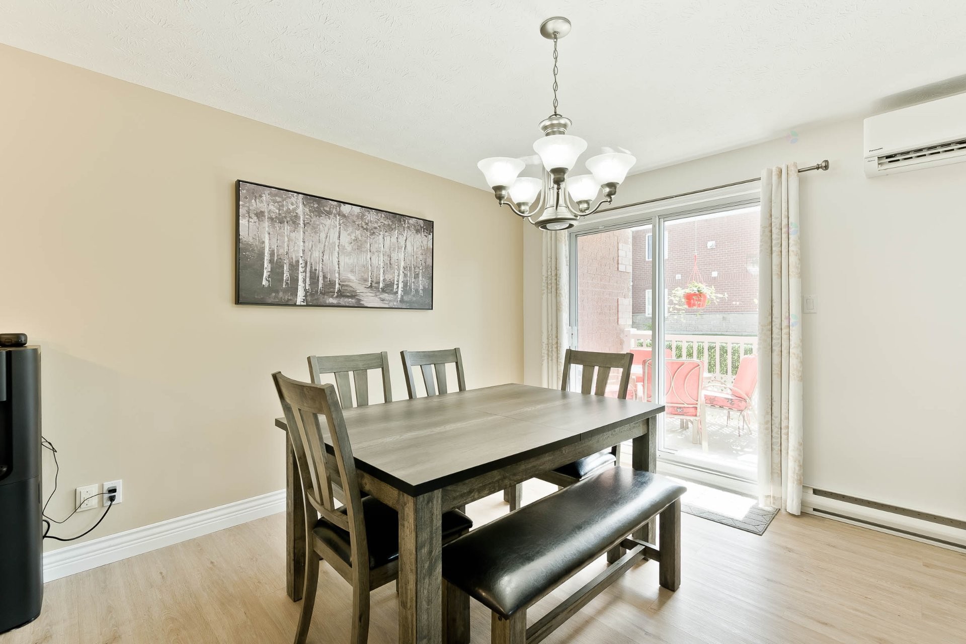 









3363


Rue Antoine-Samson

,
Sherbrooke (Les Nations),




QC
J1L2R3

