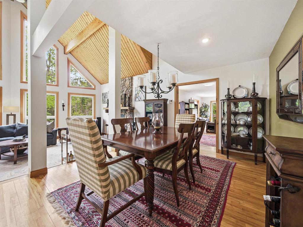 












943 West Porters Lake Road

,
West Porters Lake,




NS
B3K 1K9

