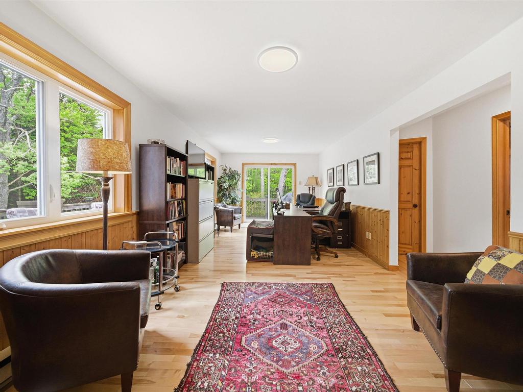 












943 West Porters Lake Road

,
West Porters Lake,




NS
B3K 1K9

