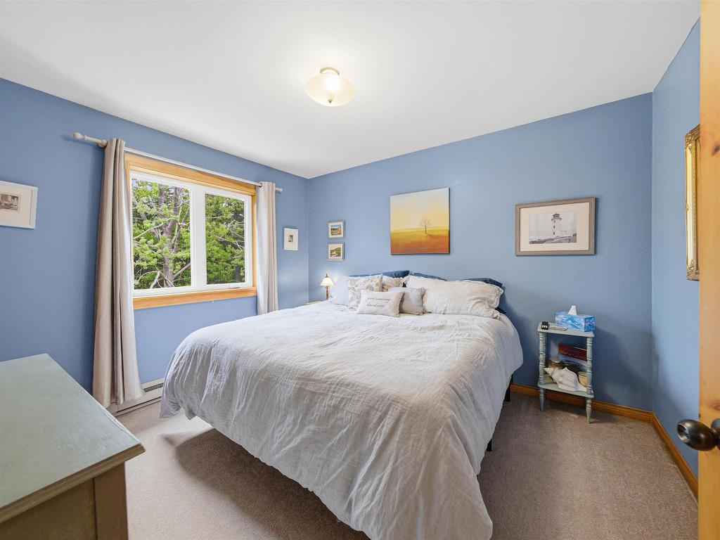 












943 West Porters Lake Road

,
West Porters Lake,




NS
B3K 1K9

