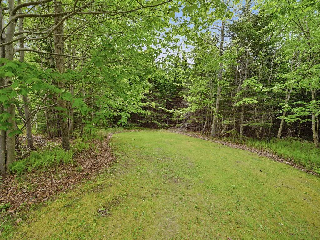 












943 West Porters Lake Road

,
West Porters Lake,




NS
B3K 1K9

