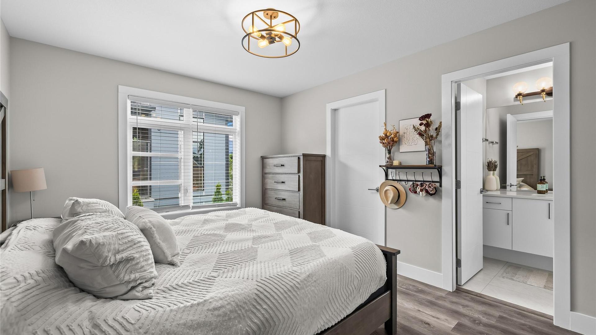 









771


Raymer

Avenue, 2,
Kelowna,




BC
V1Y 4Z7

