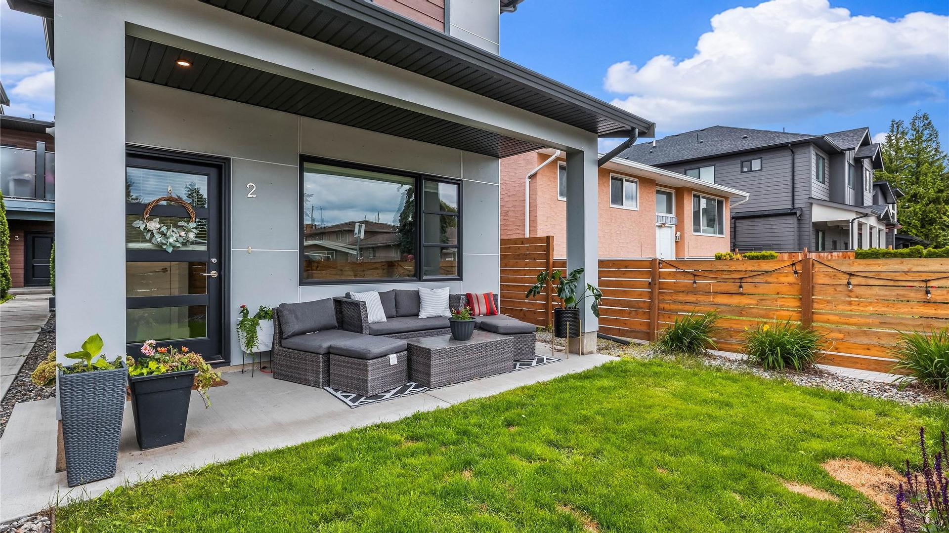 









771


Raymer

Avenue, 2,
Kelowna,




BC
V1Y 4Z7


