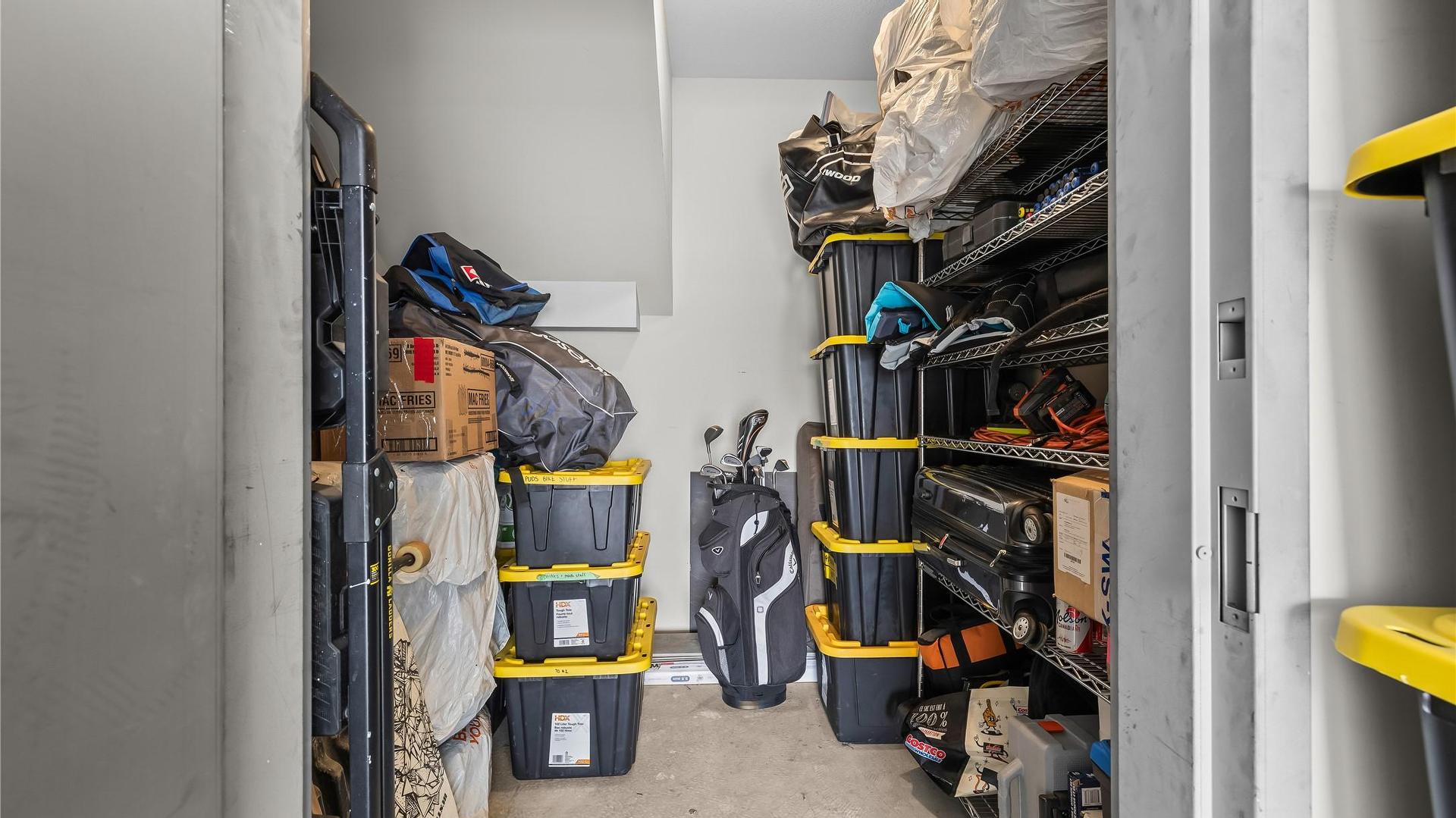 









771


Raymer

Avenue, 2,
Kelowna,




BC
V1Y 4Z7

