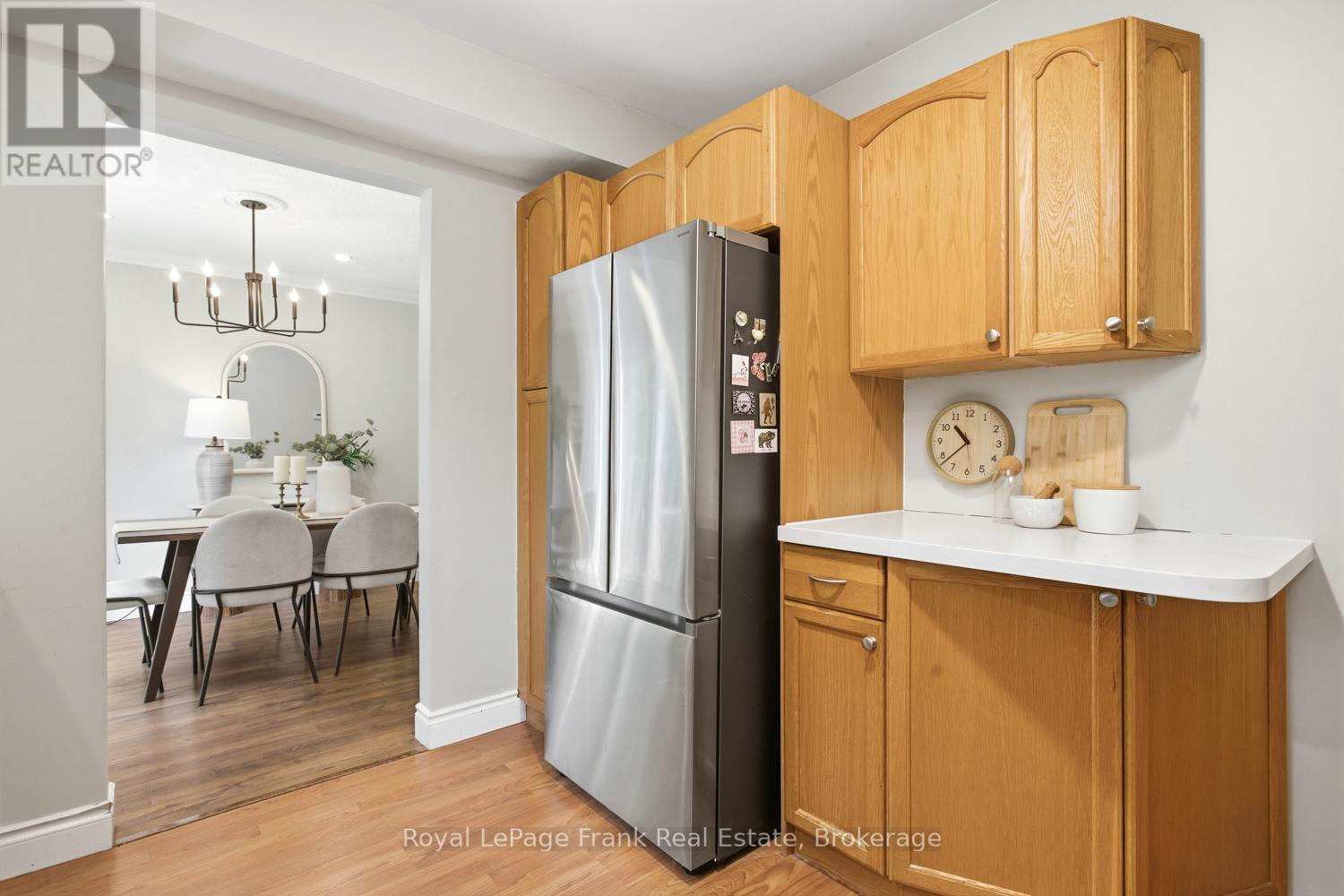 












731 HONEY TREE COURT

,
Whitby (Williamsburg),




Ontario
L1N7W5

