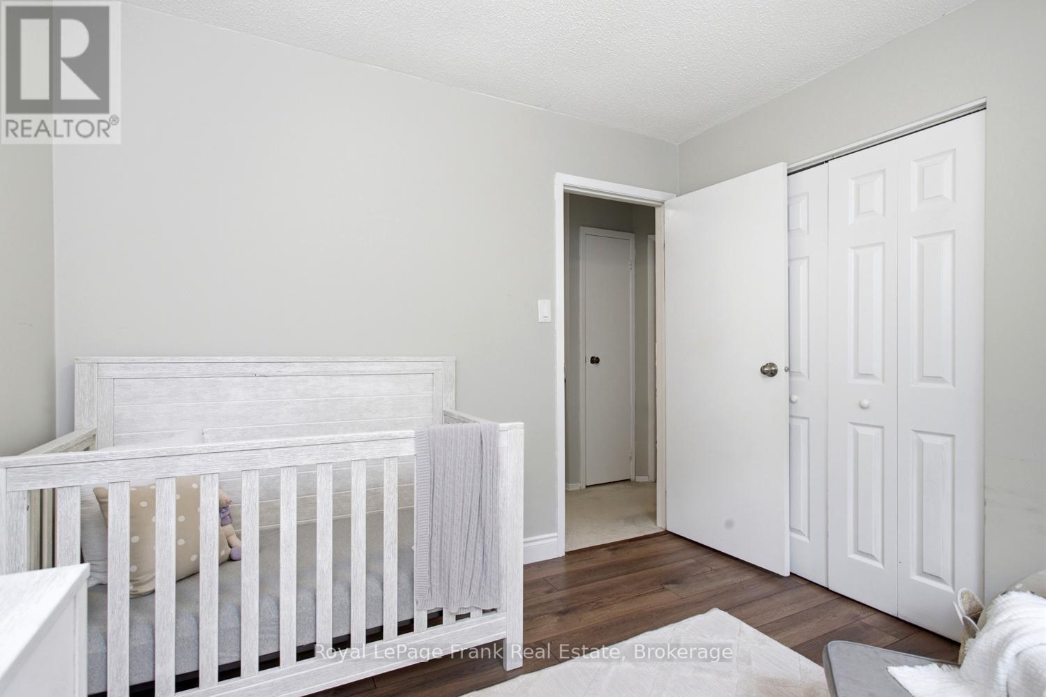 












731 HONEY TREE COURT

,
Whitby (Williamsburg),




Ontario
L1N7W5

