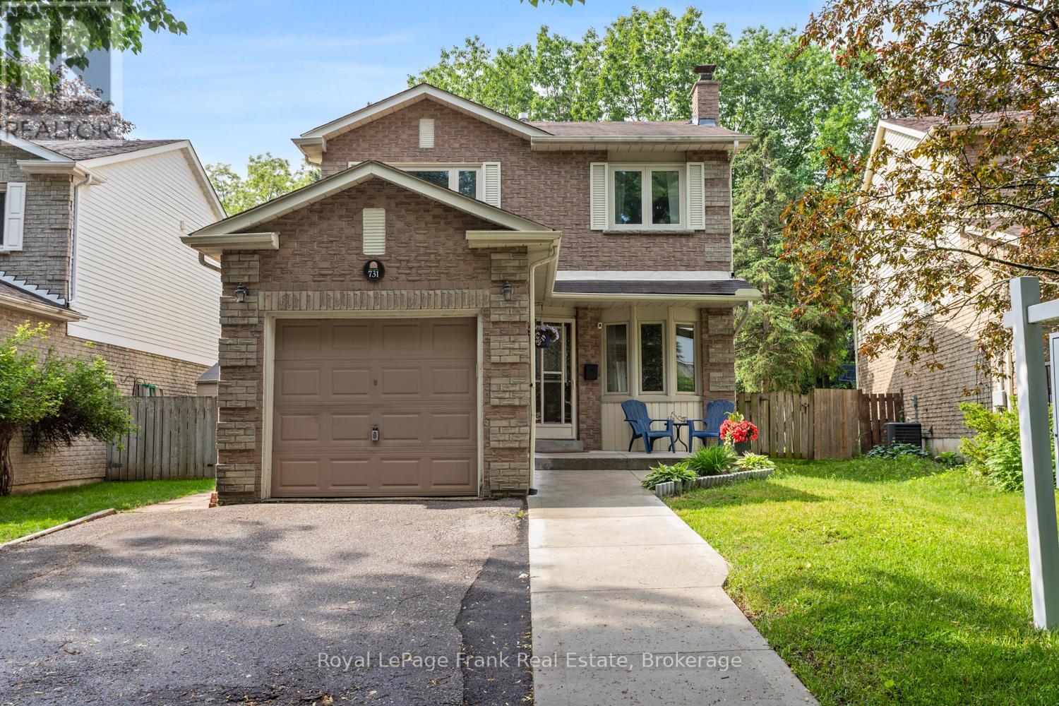 












731 HONEY TREE COURT

,
Whitby (Williamsburg),




Ontario
L1N7W5

