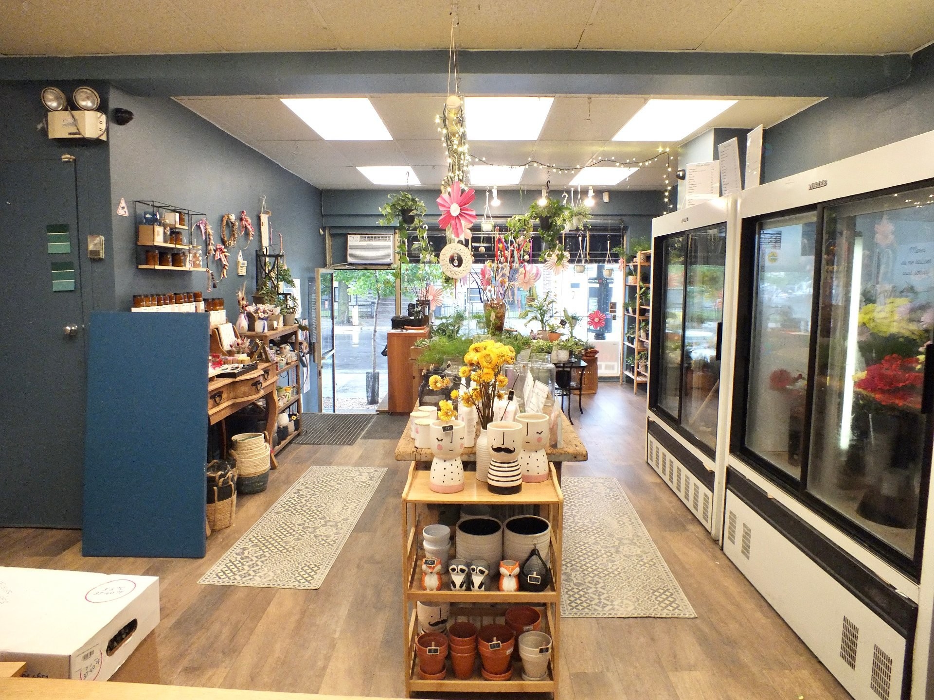 









955


Rue Fleury E.

,
Montréal (Ahuntsic-Cartierville),




QC
H2C1P6

