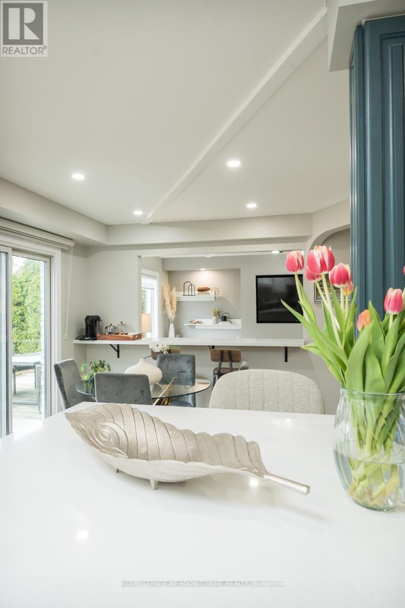 












759 CHILDS DRIVE

,
Milton,




Ontario
L9T4L3


