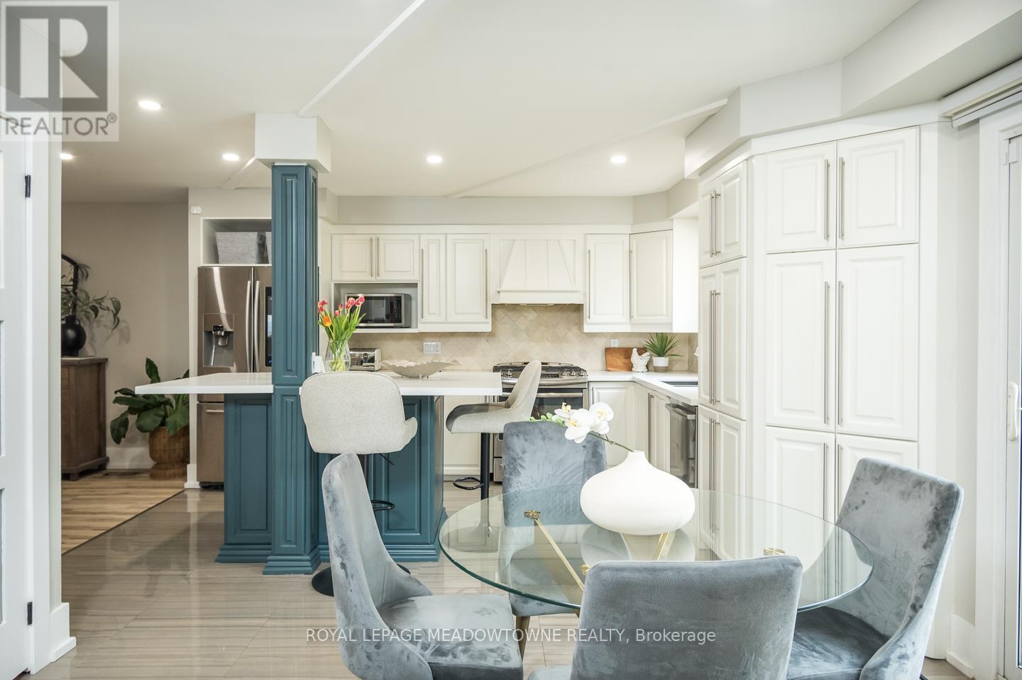 












759 CHILDS DRIVE

,
Milton,




Ontario
L9T4L3

