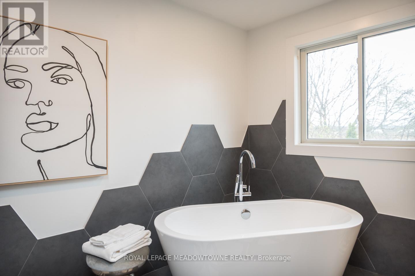 












759 CHILDS DRIVE

,
Milton,




Ontario
L9T4L3

