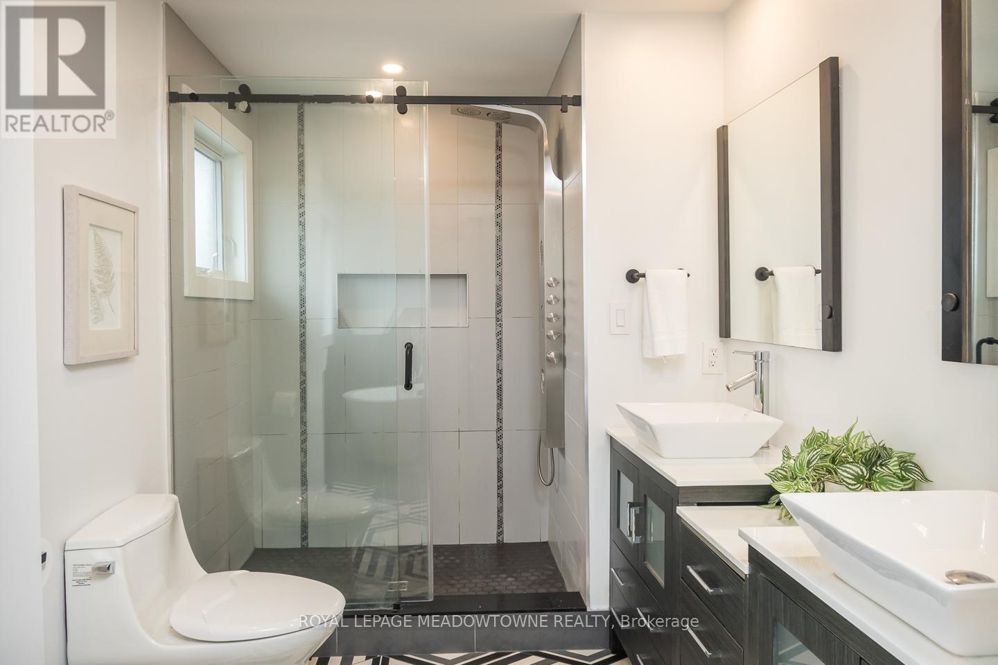 












759 CHILDS DRIVE

,
Milton,




Ontario
L9T4L3

