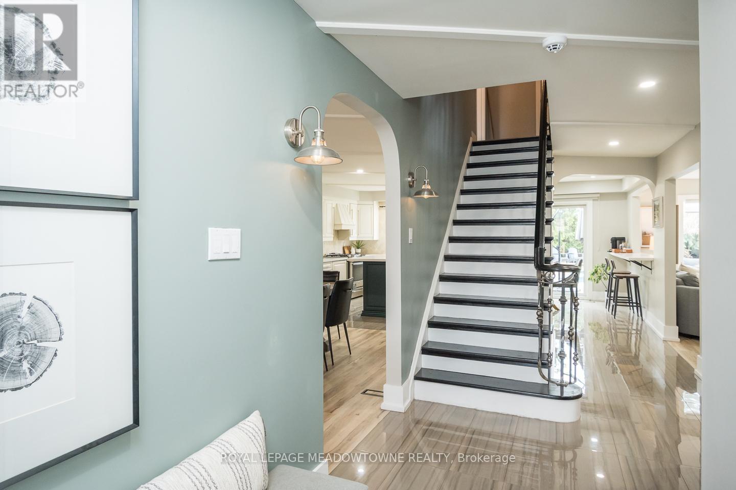 












759 CHILDS DRIVE

,
Milton,




Ontario
L9T4L3

