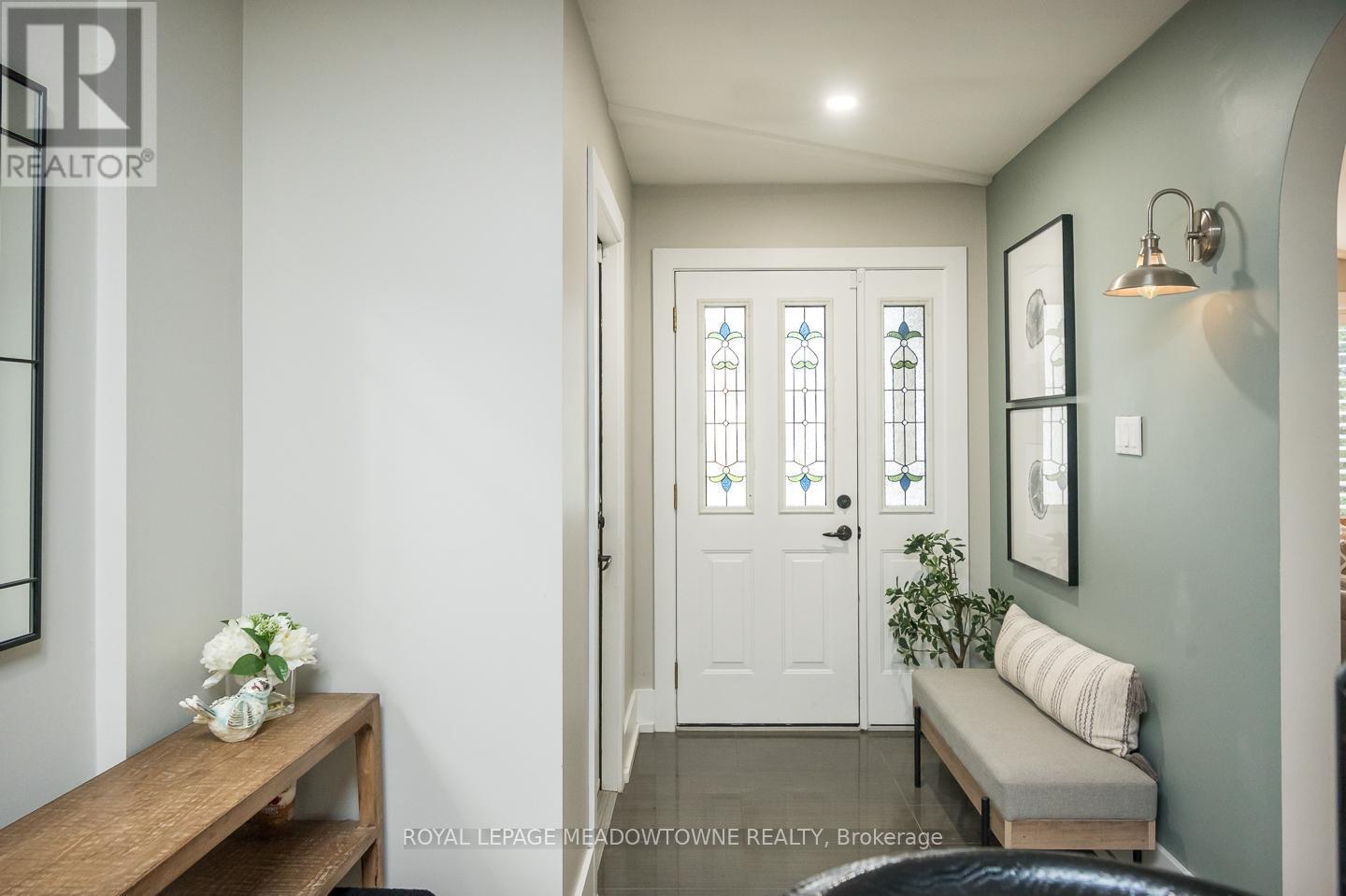 












759 CHILDS DRIVE

,
Milton,




Ontario
L9T4L3

