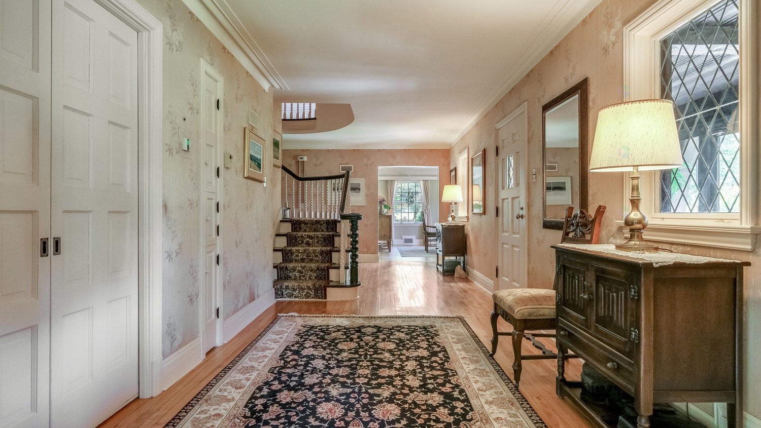 









58


Rue Mountain

,
Granby,




QC
J2G6S1


