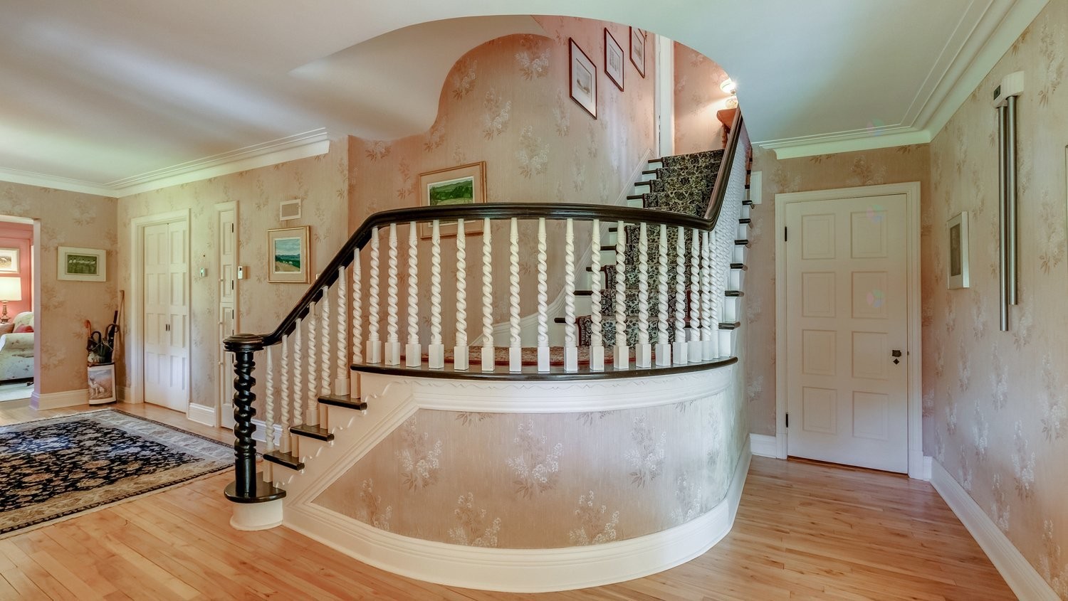 









58


Rue Mountain

,
Granby,




QC
J2G6S1

