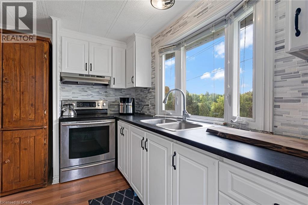 












49 PARK Lane

,
Flamborough,




Ontario
N0B2J0


