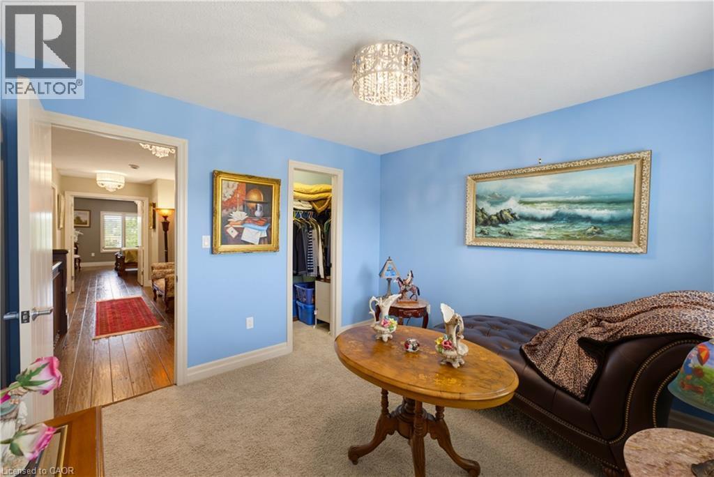 












123 OAK PARK Drive

,
Waterloo,




Ontario
N2K0B3

