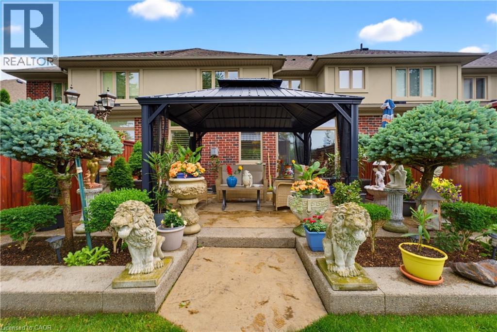 












123 OAK PARK Drive

,
Waterloo,




Ontario
N2K0B3

