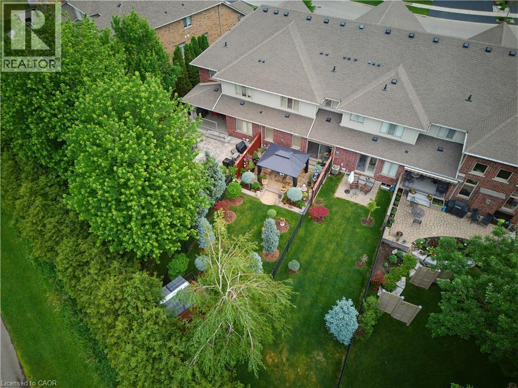 












123 OAK PARK Drive

,
Waterloo,




Ontario
N2K0B3

