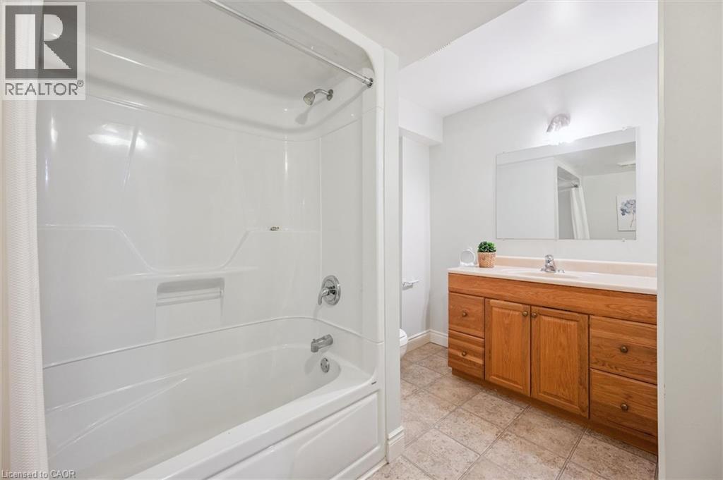 












896620 COUNTY RD 3

,
Bright,







Ontario
N0J1B0

