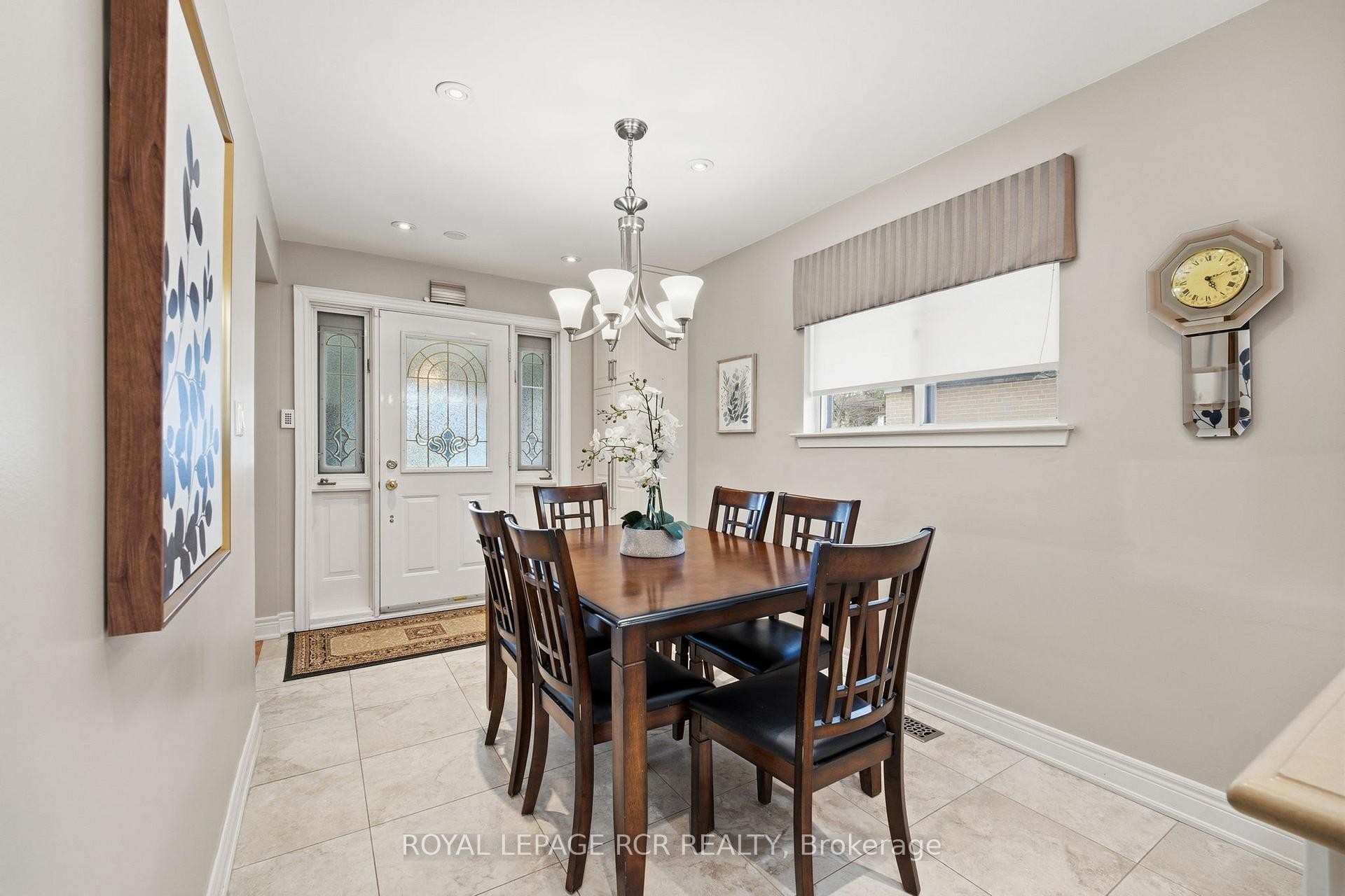 









39


Dovehouse

Avenue,
Toronto,




ON
M3J 1A3

