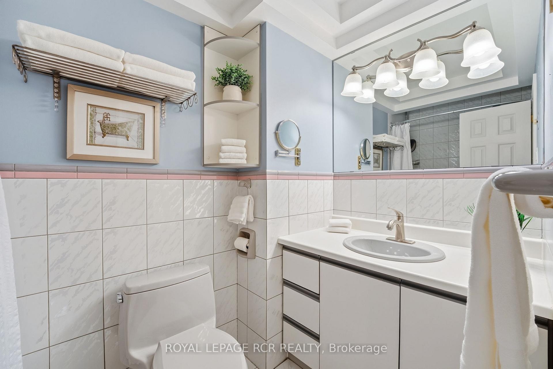 









39


Dovehouse

Avenue,
Toronto,




ON
M3J 1A3

