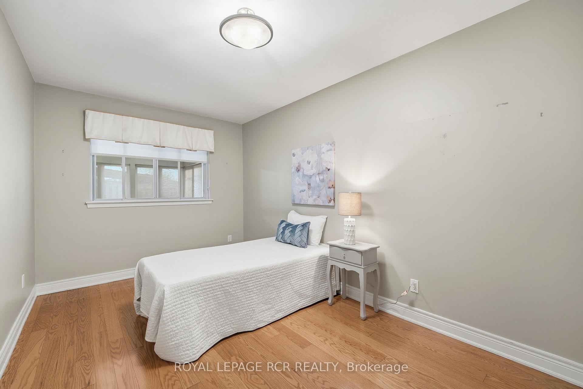 









39


Dovehouse

Avenue,
Toronto,




ON
M3J 1A3

