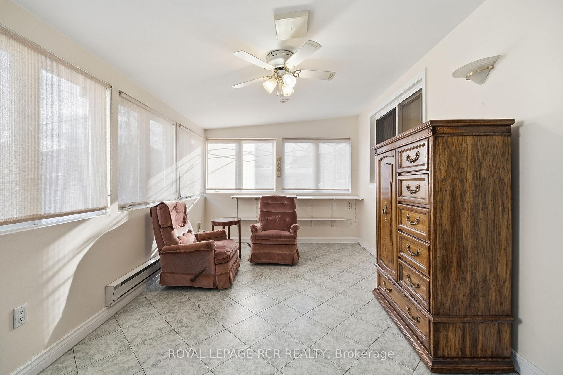 









39


Dovehouse

Avenue,
Toronto,




ON
M3J 1A3

