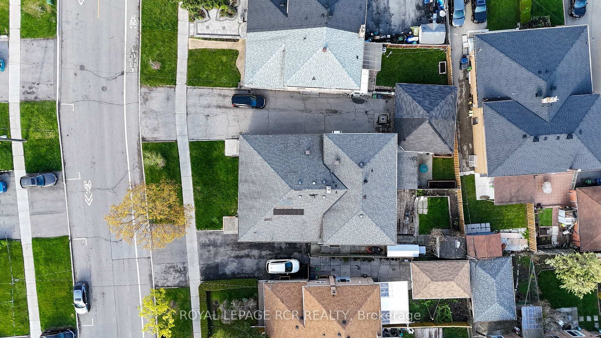 









39


Dovehouse

Avenue,
Toronto,




ON
M3J 1A3

