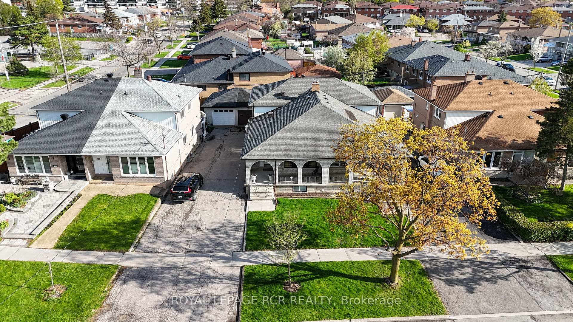 









39


Dovehouse

Avenue,
Toronto,




ON
M3J 1A3

