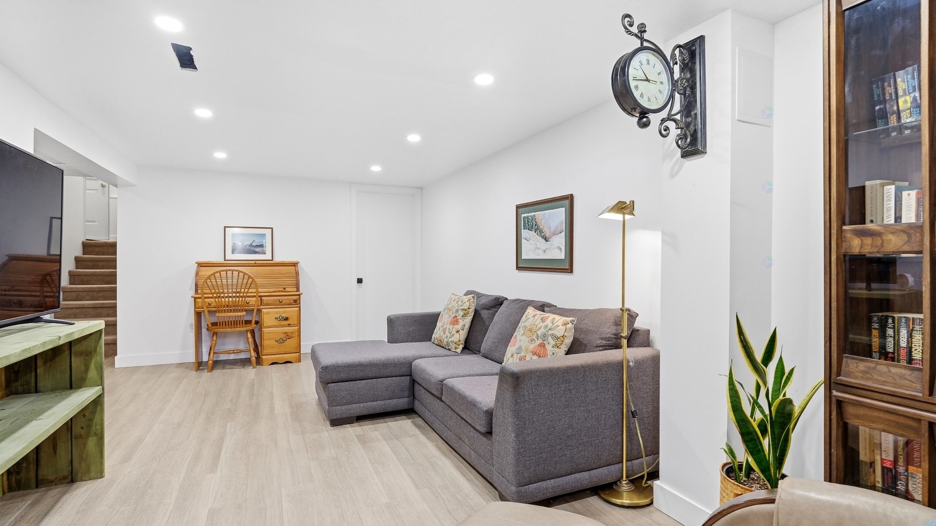 









890


Rue Bourdages

,
Marieville,




QC
J3M1A9

