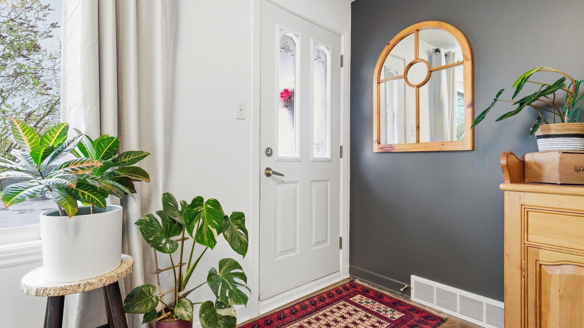 









890


Rue Bourdages

,
Marieville,




QC
J3M1A9

