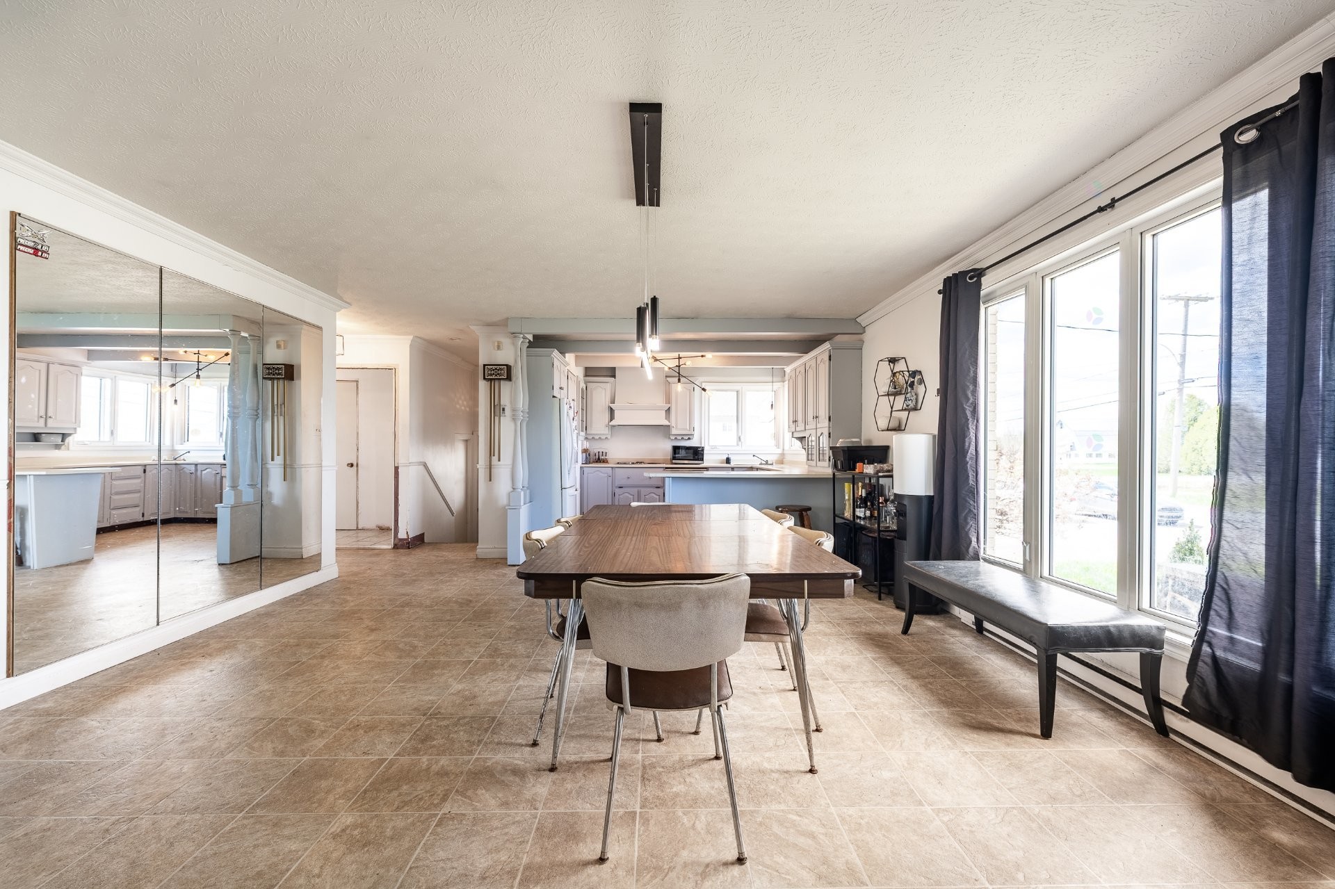 









541


1er Rang E.

,
Sainte-Christine,




QC
J0H1H0

