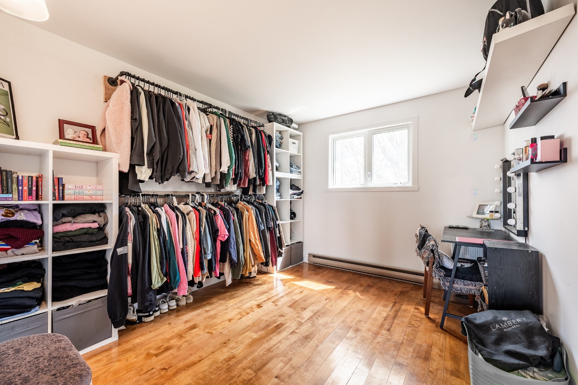 









541


1er Rang E.

,
Sainte-Christine,




QC
J0H1H0

