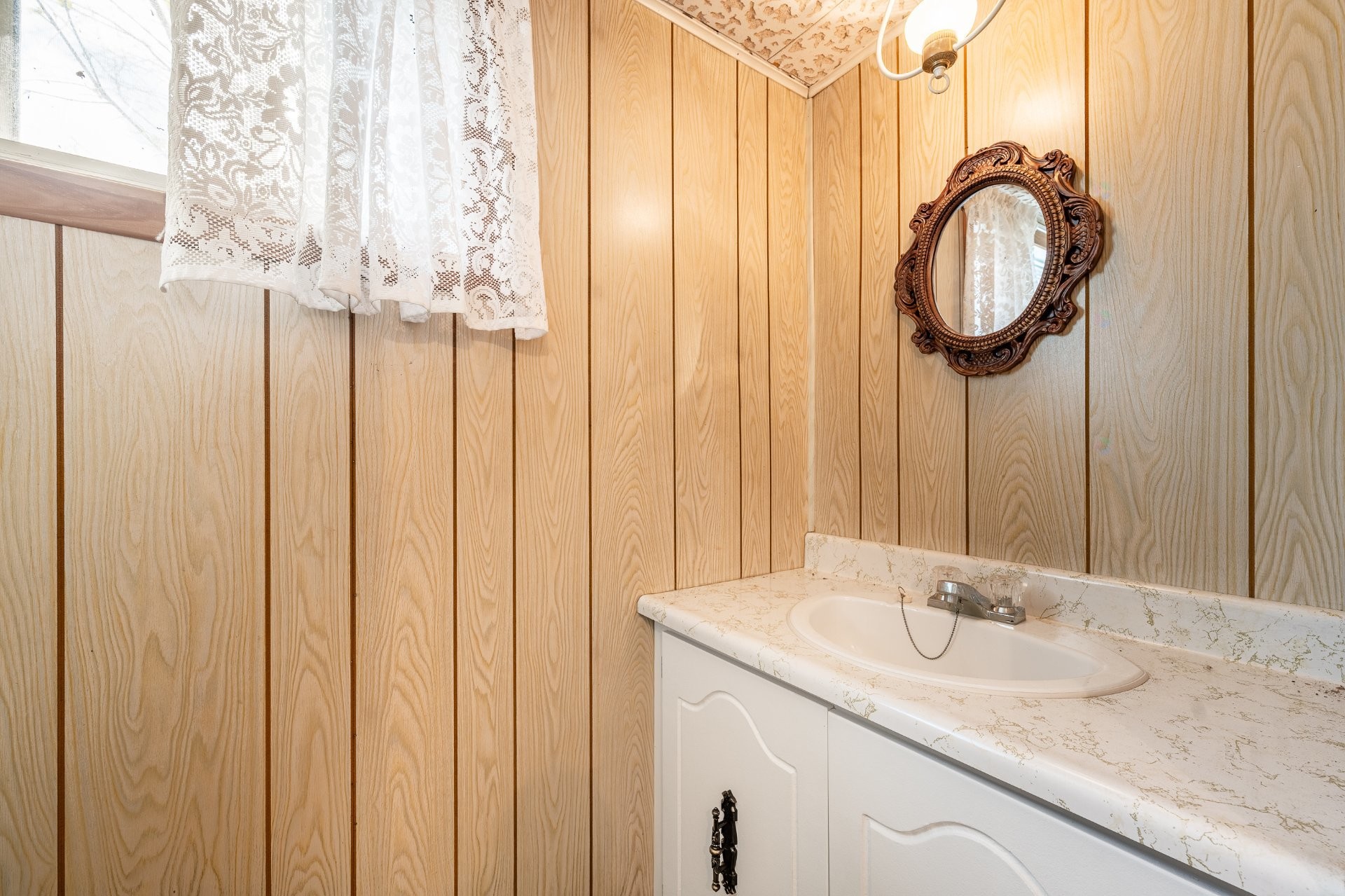 









541


1er Rang E.

,
Sainte-Christine,




QC
J0H1H0

