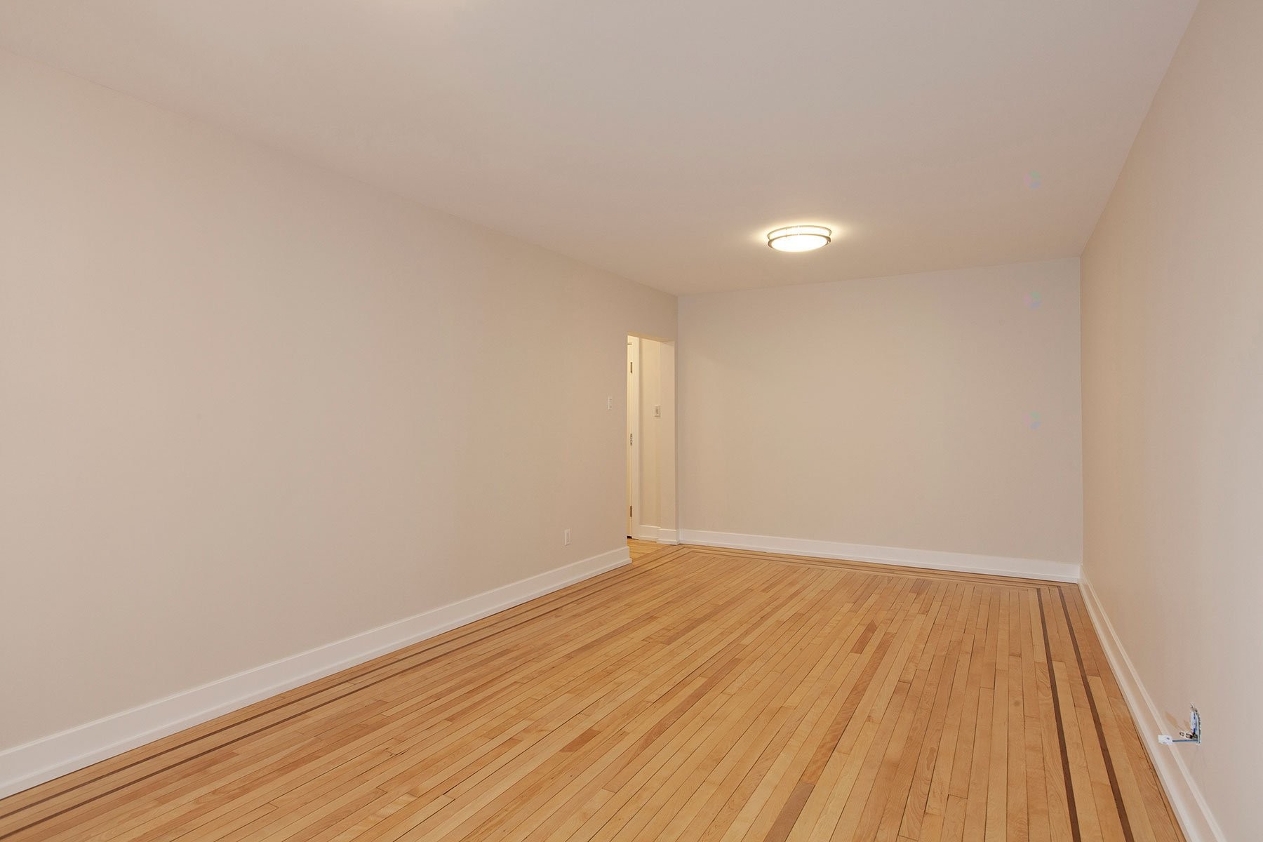 









2495


Av. Mariette

, 56,
Montréal (Côte-des-Neiges/Notre-Dame-de-Grâce),




QC
H4B1P7

