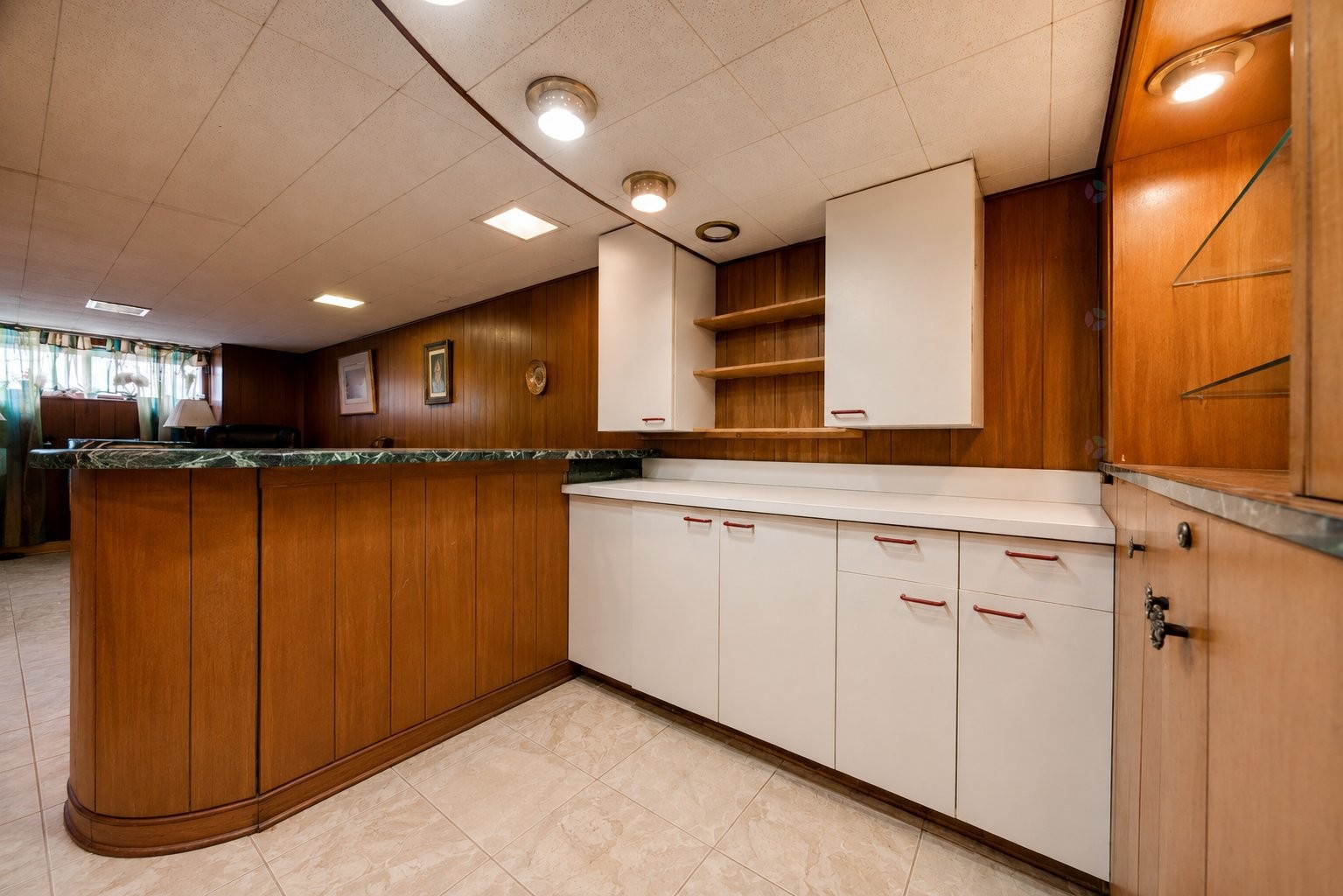 









4913

 - 4915


Av. Cumberland

,
Montréal (Côte-des-Neiges/Notre-Dame-de-Grâce),




QC
H4V2N5

