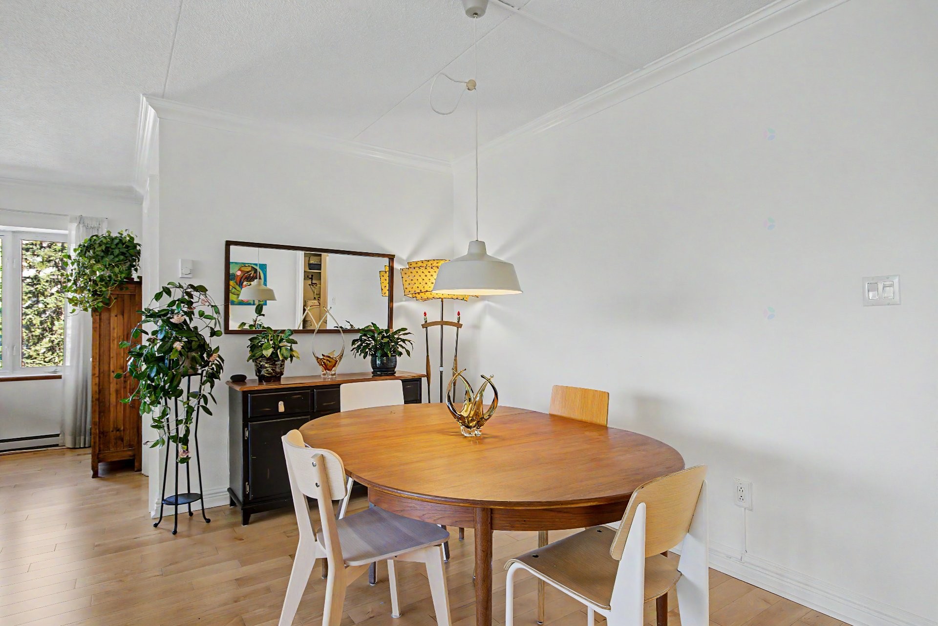 









420


Rue Ste-Marie

, 5,
Longueuil (Le Vieux-Longueuil),




QC
H4J4A8

