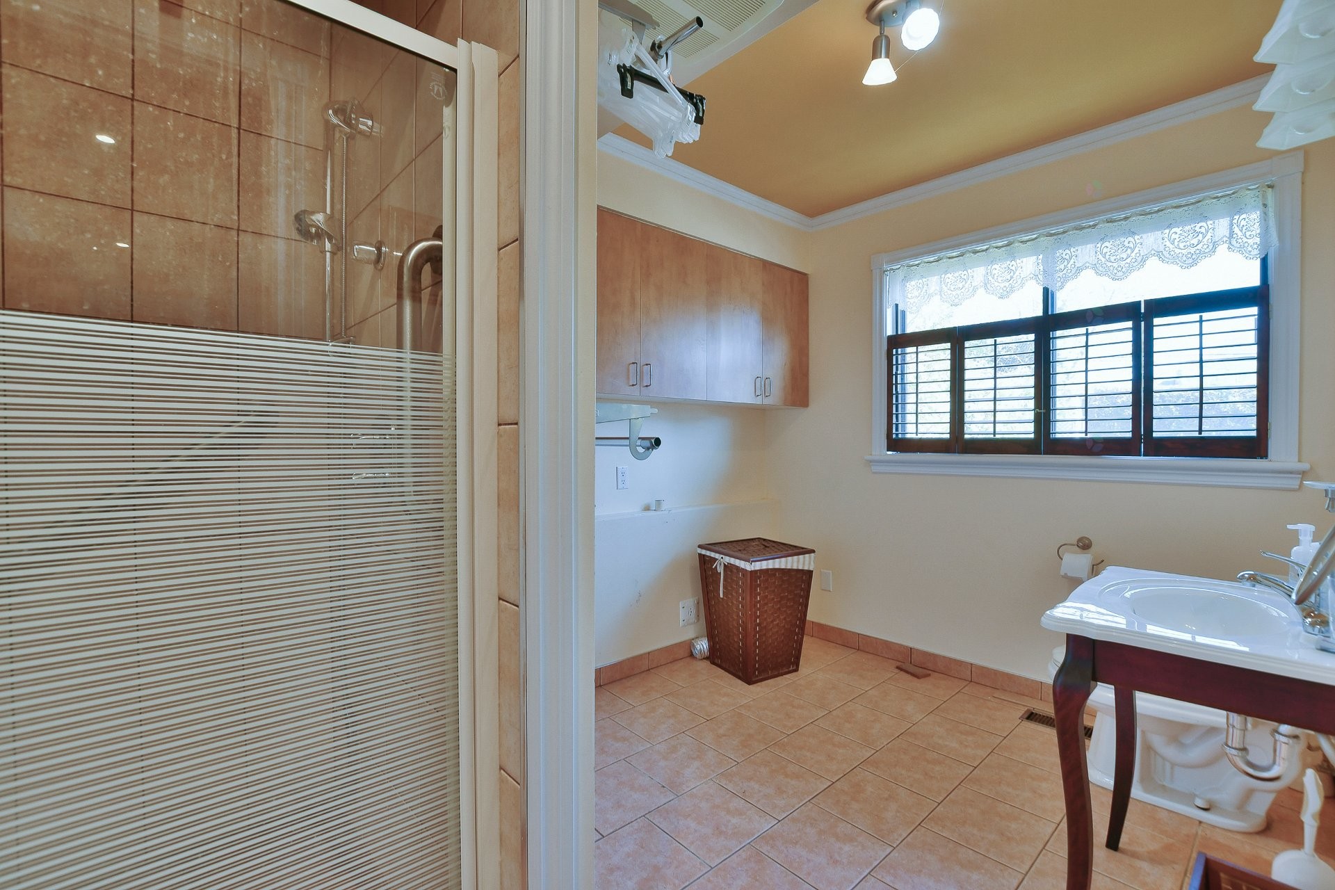 









39


Rue Vézina

,
Repentigny (Repentigny),




QC
J5Y1M4

