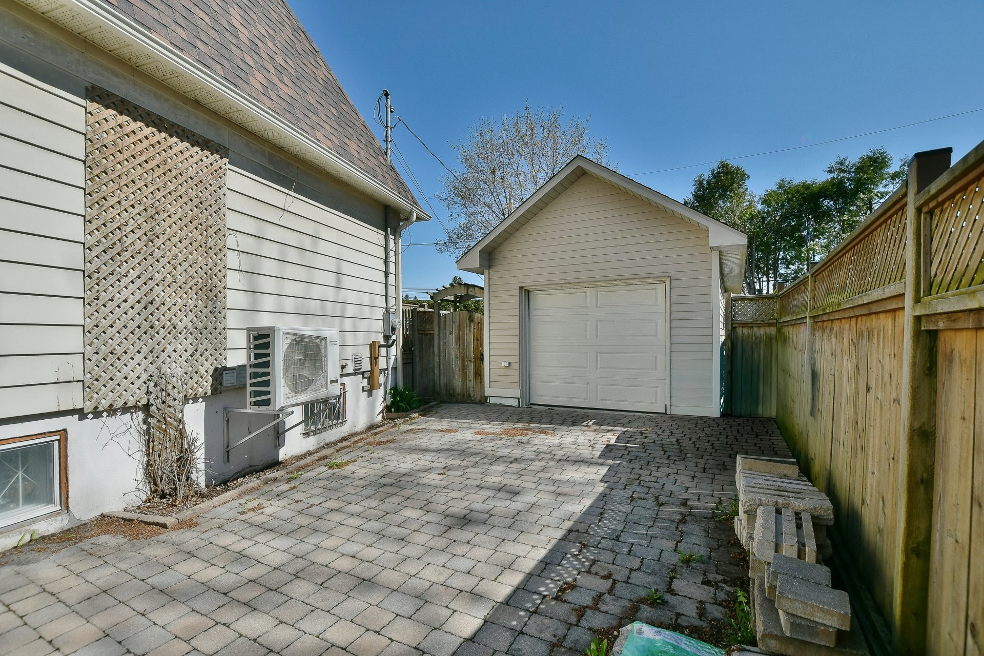 









39


Rue Vézina

,
Repentigny (Repentigny),




QC
J5Y1M4

