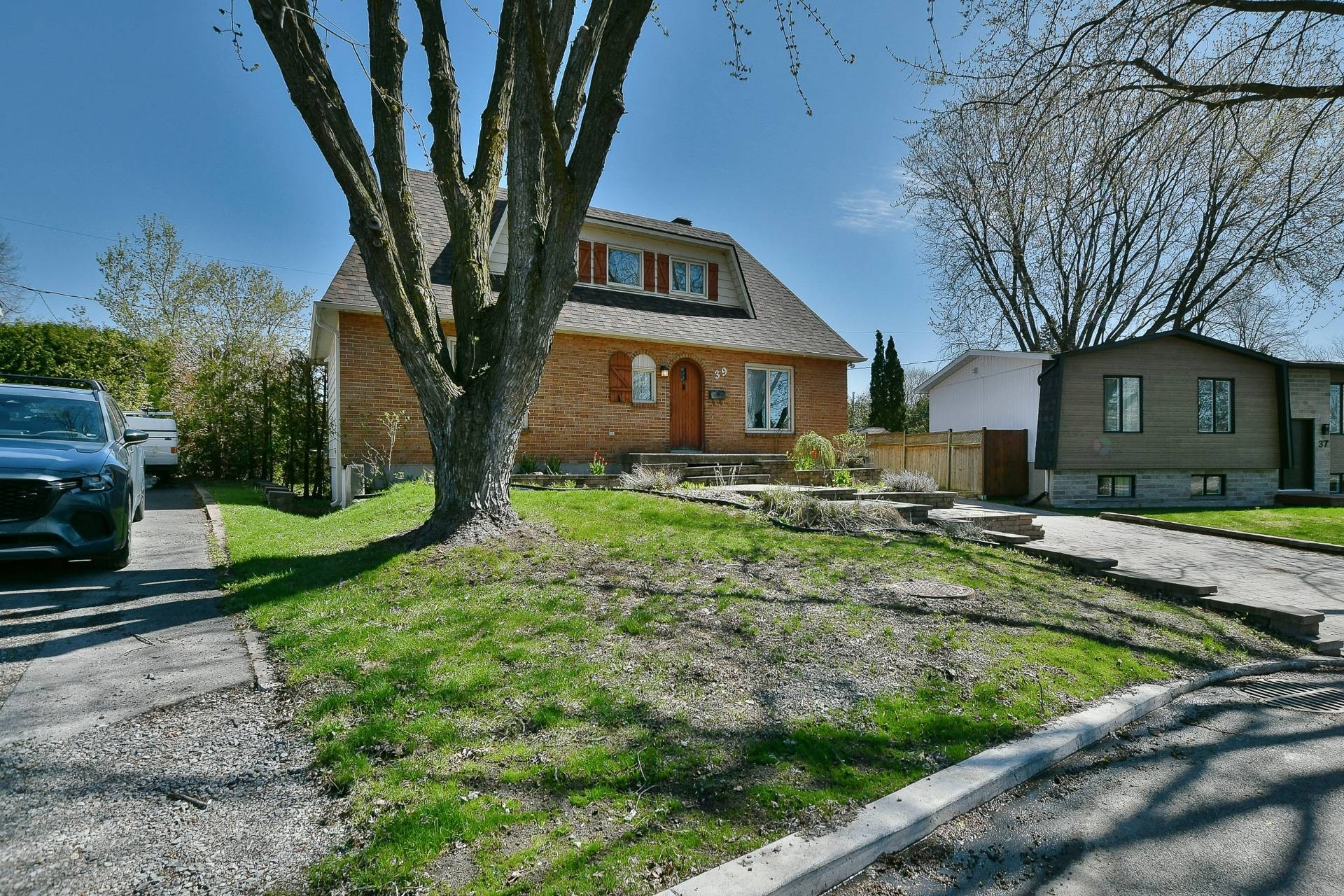 









39


Rue Vézina

,
Repentigny (Repentigny),




QC
J5Y1M4

