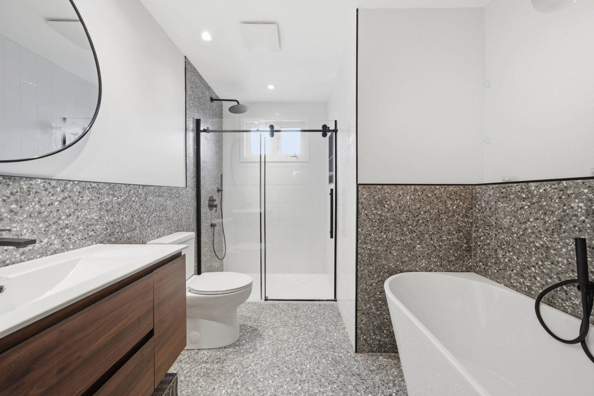 









45


Rue des Pinsons

,
Saint-Basile-le-Grand,




QC
J3N1L1

