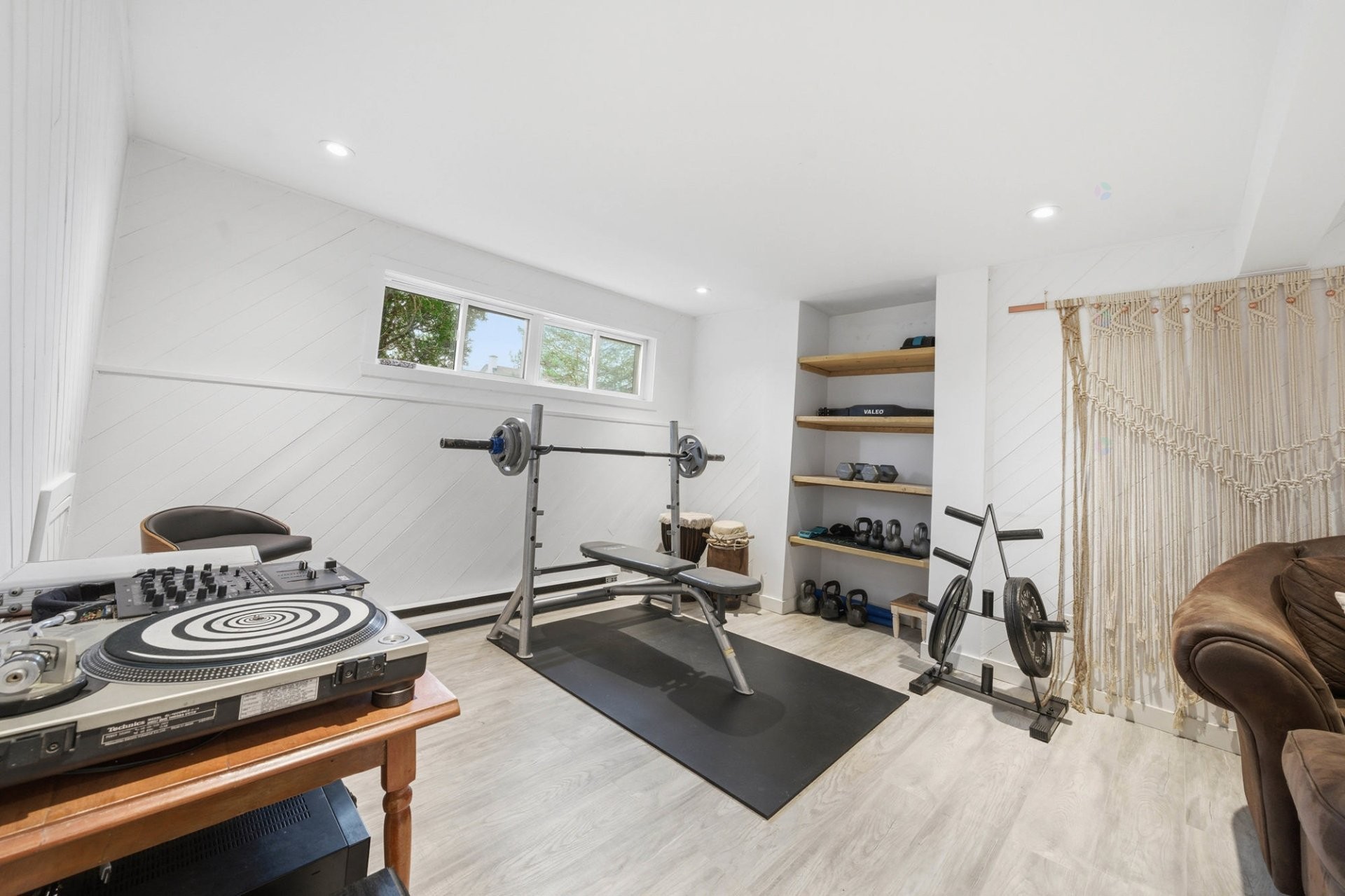 









45


Rue des Pinsons

,
Saint-Basile-le-Grand,




QC
J3N1L1

