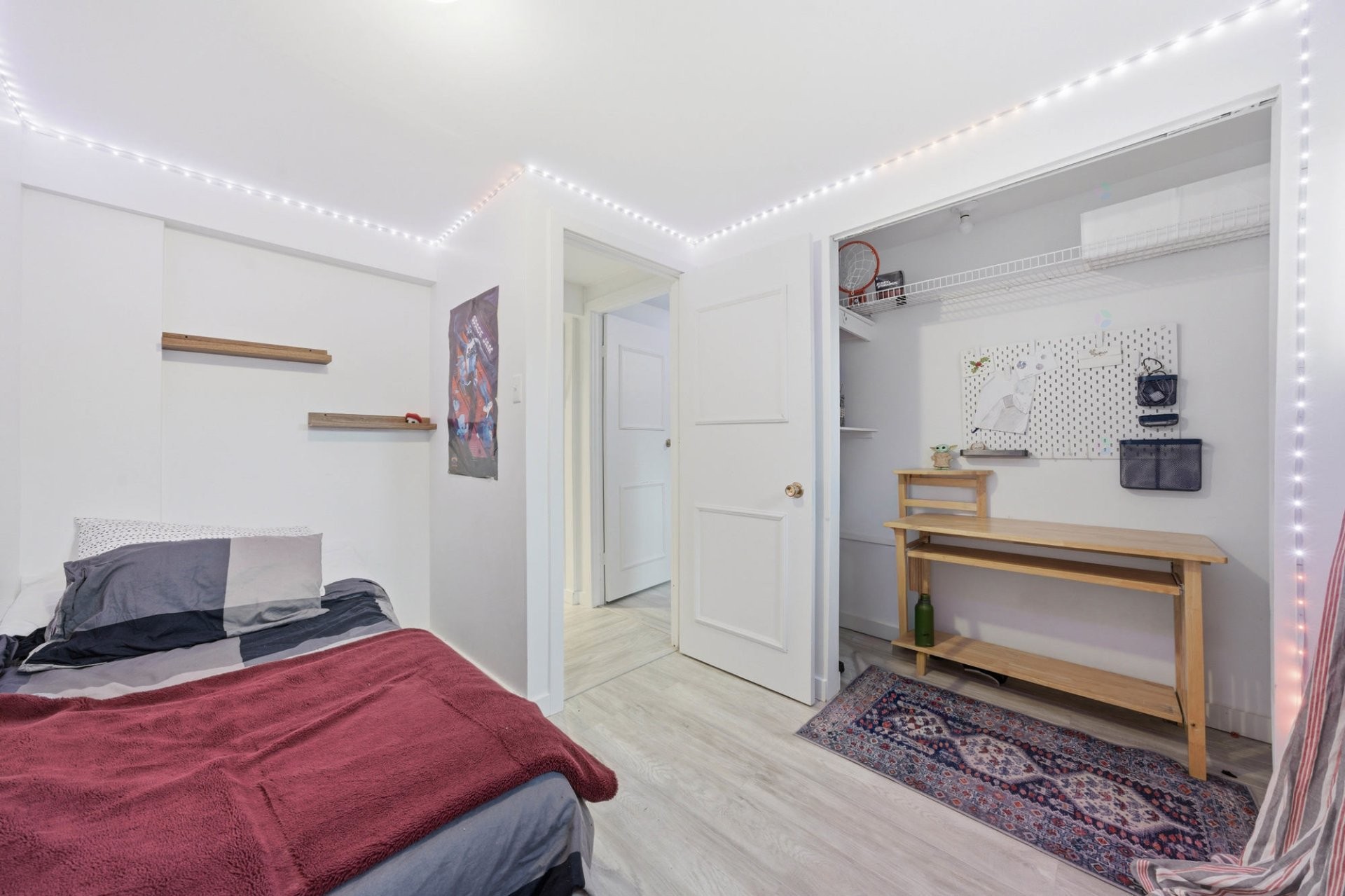 









45


Rue des Pinsons

,
Saint-Basile-le-Grand,




QC
J3N1L1

