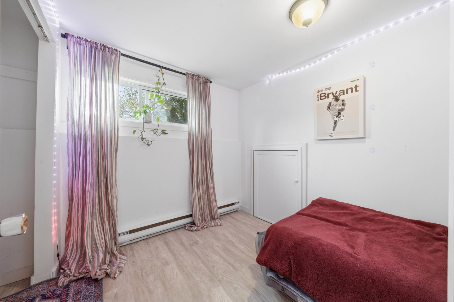 









45


Rue des Pinsons

,
Saint-Basile-le-Grand,




QC
J3N1L1

